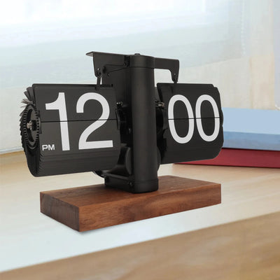 WOODSKULL MILANO MINIMAL TABLE CLOCK